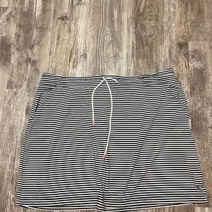 Vineyard Vines skirt